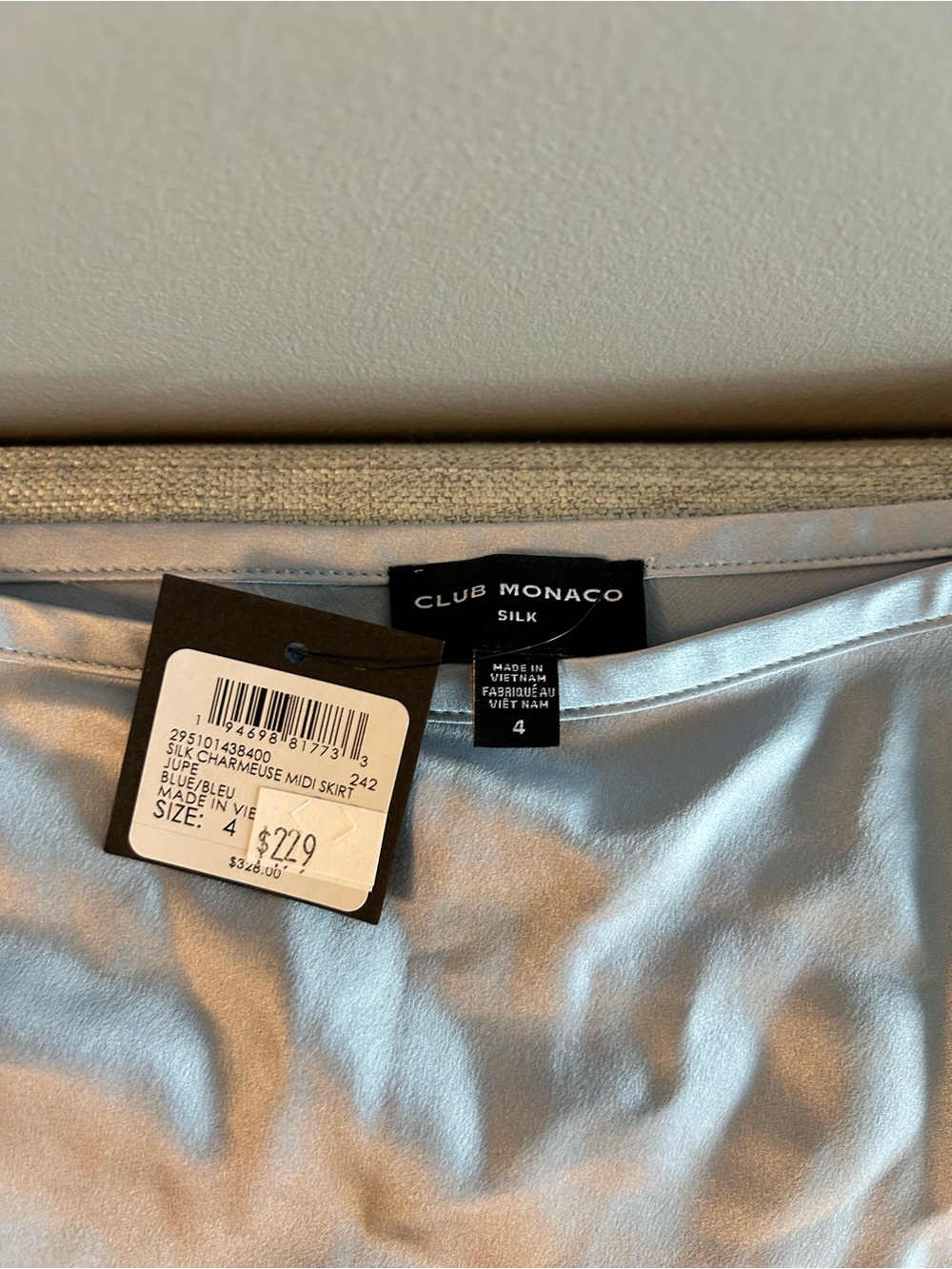 Club Monaco Silk Charmeuse Midi Skirt – Blue – Size 4